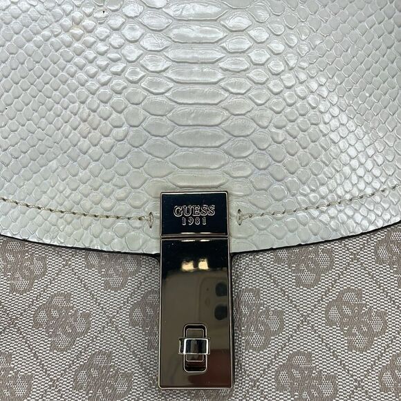 GUESS NISSANA SATCHEL TOTE BAG FTL-06-030 - Picture 6 of 10